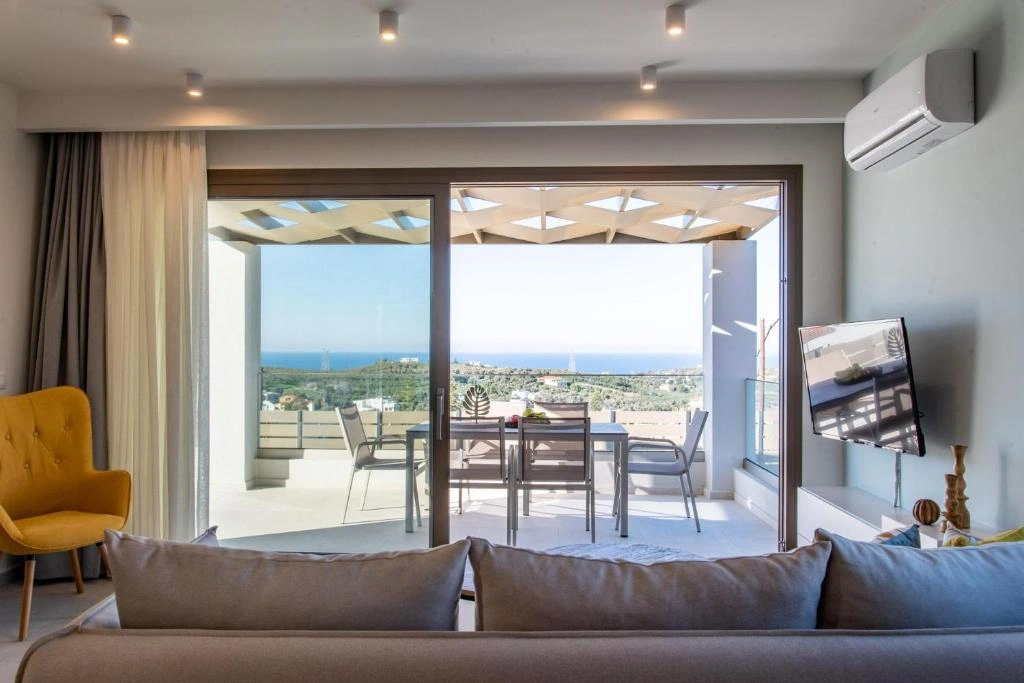 eleni house10