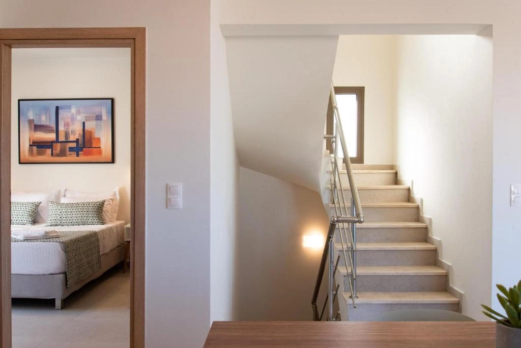 eleni house11