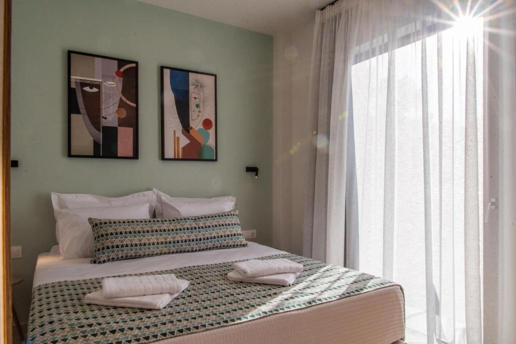 eleni house17
