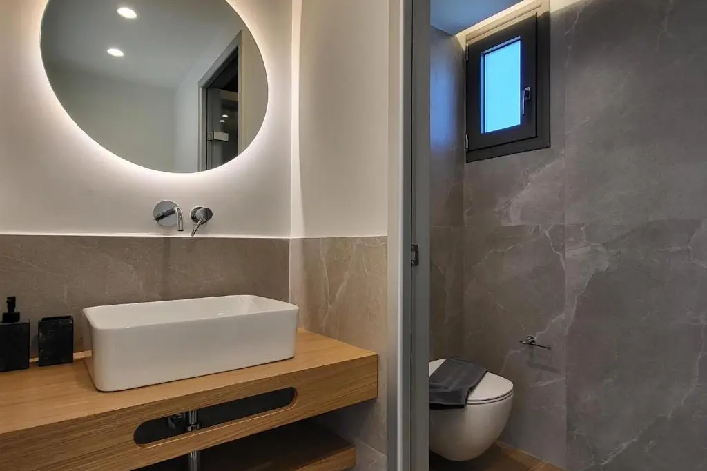 eleni house21 1 1